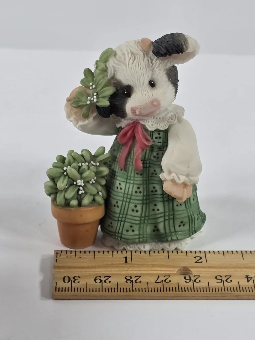 1996 ENESCO MARY'S MOO MOOS DECEMBER KISS MOO Mistletoe BRANDED NO. 850MM207